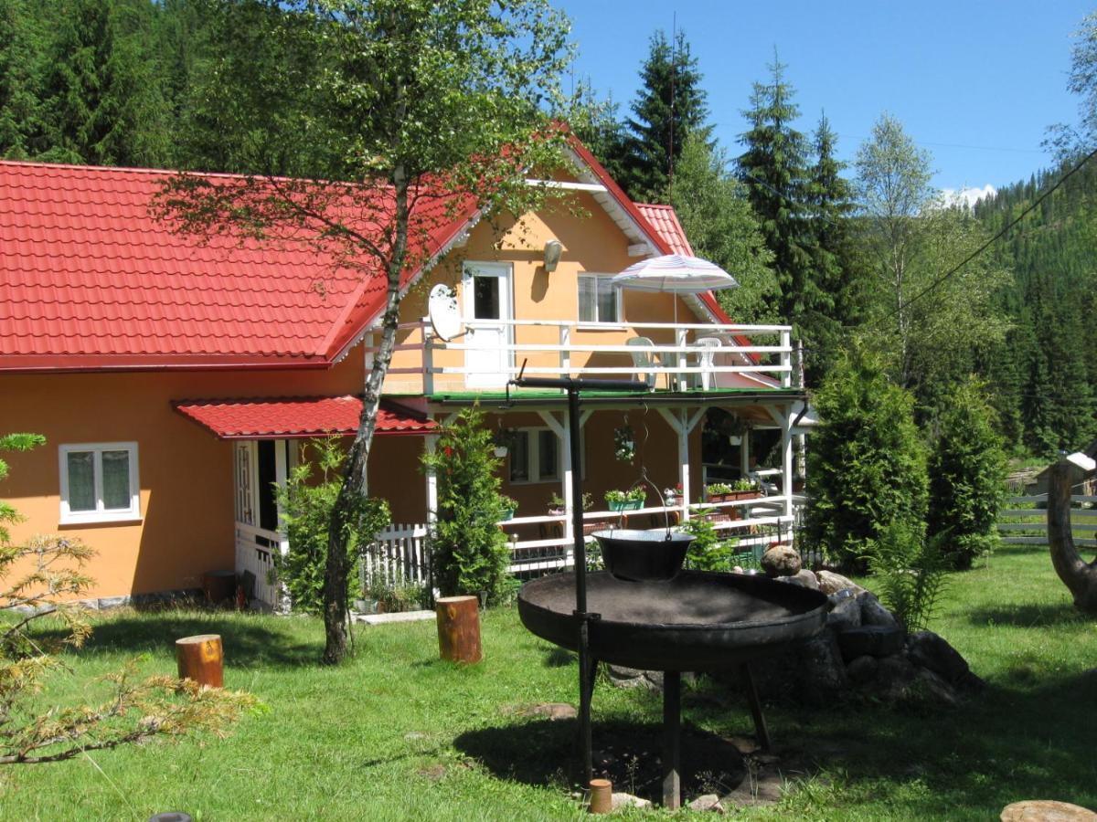 Podina Guest House Poiana Horea Exteriör bild